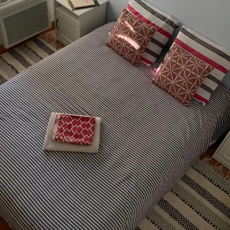 Petite Maison Et Grand Jardin Wifi A 20 Minutes