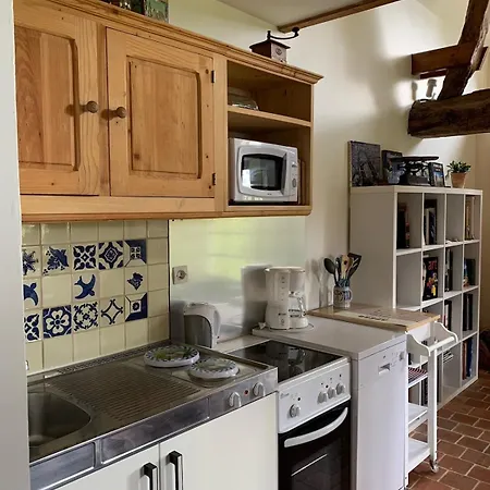 Dom wakacyjny Petite Maison Et Grand Jardin Wifi A 20 Minutes Royville